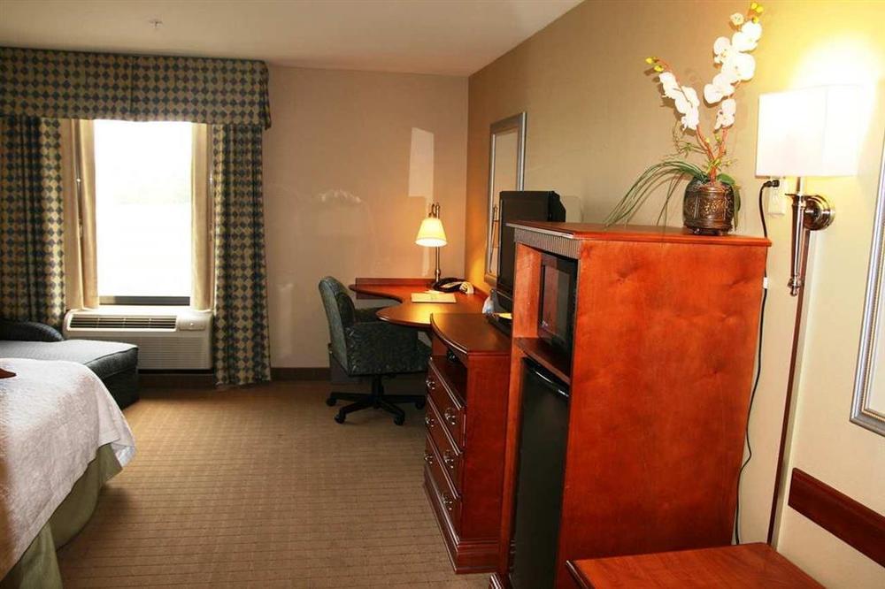 Hampton Inn & Suites Providence / Smithfield Quarto foto